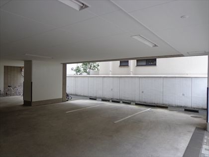 駐車場イメージ1