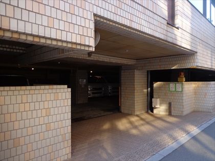 駐車場イメージ3