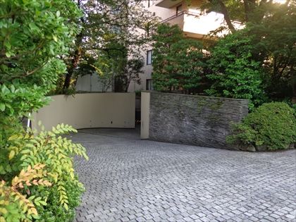 地下平置き