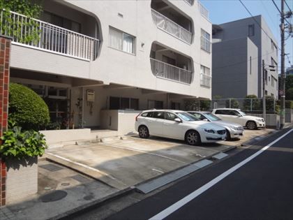 駐車場イメージ1