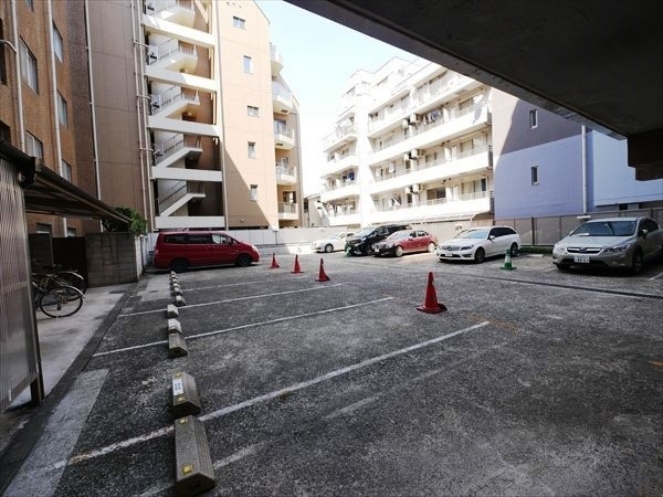 駐車場イメージ1