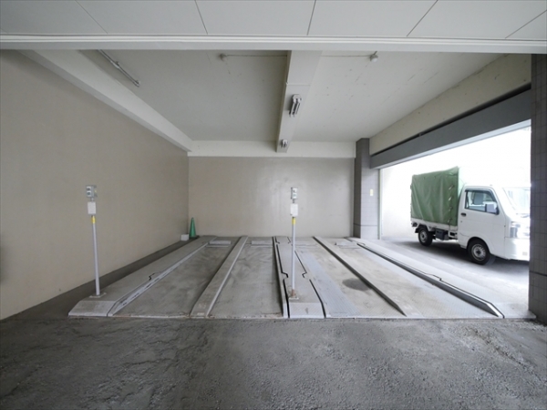 駐車場イメージ1