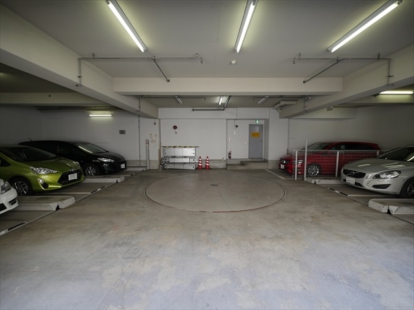 駐車場イメージ1