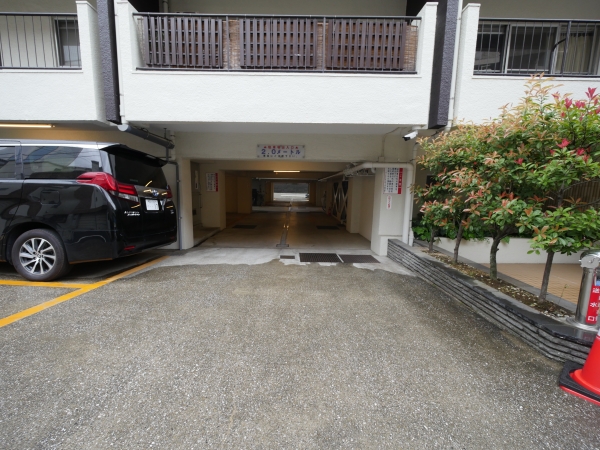 駐車場イメージ1