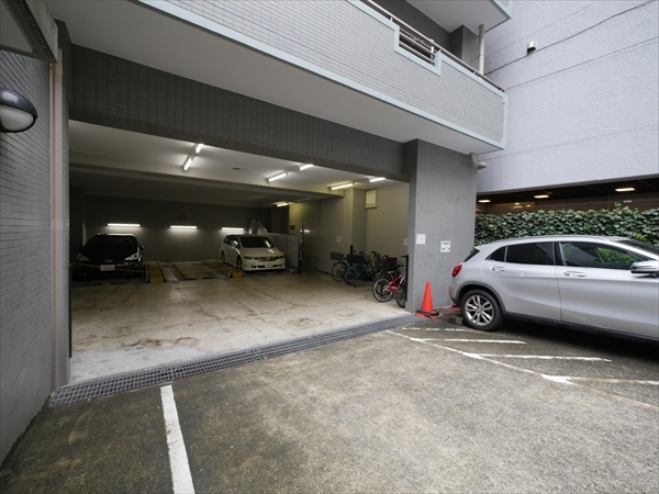 駐車場イメージ1