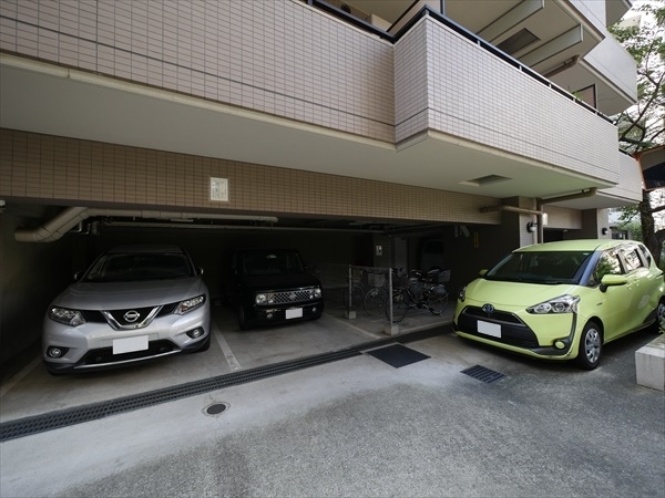 駐車場イメージ1