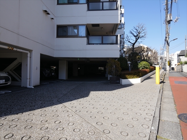 駐車場イメージ1