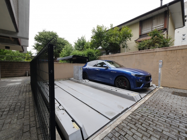 駐車場イメージ1