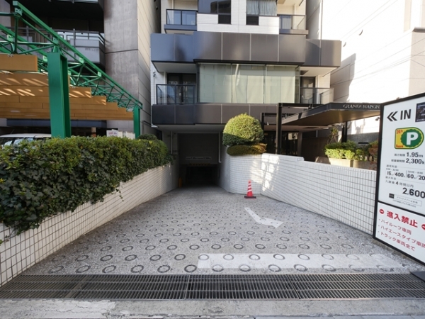 駐車場イメージ1