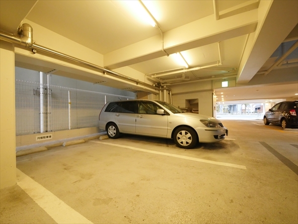 駐車場イメージ1