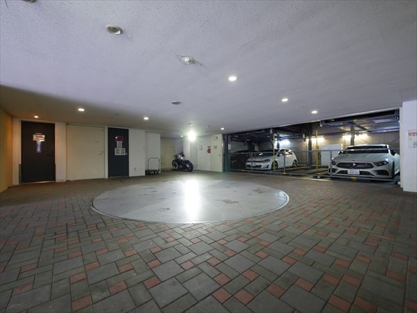 駐車場イメージ1