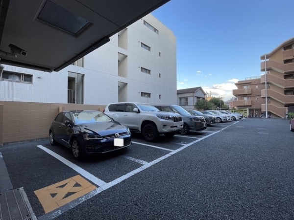 駐車場イメージ1