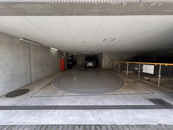 駐車場イメージ1