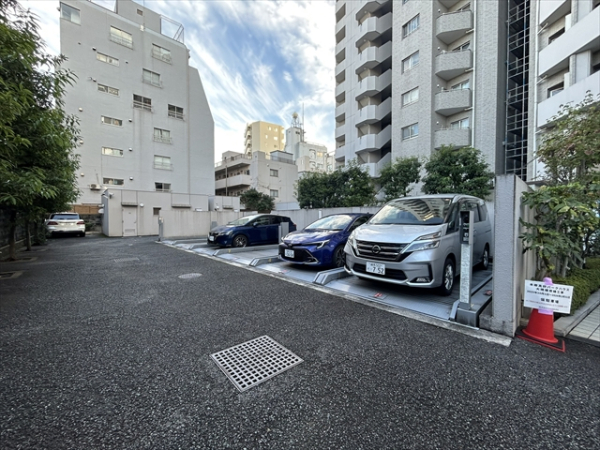月額26,000～27,000円　機械式　サイズ長5000-5300幅1800-1900高1700-2000重1850-2300