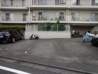 駐車場イメージ1