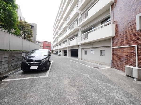 駐車場イメージ1