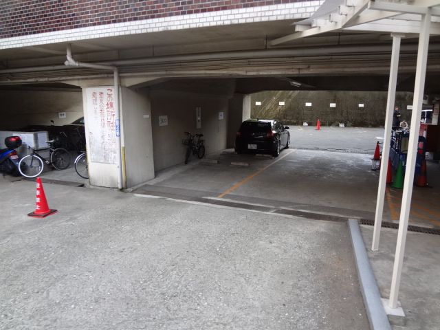駐車場イメージ2