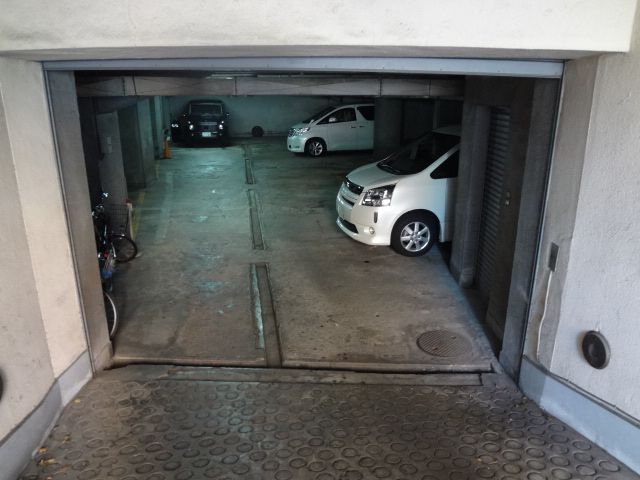 駐車場イメージ2