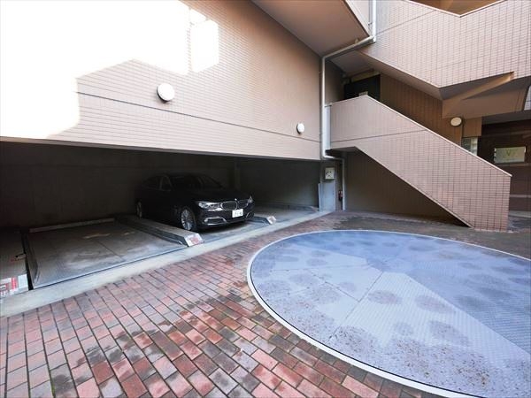 駐車場イメージ2
