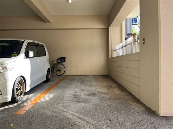 駐車場イメージ2