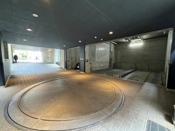 駐車場イメージ3