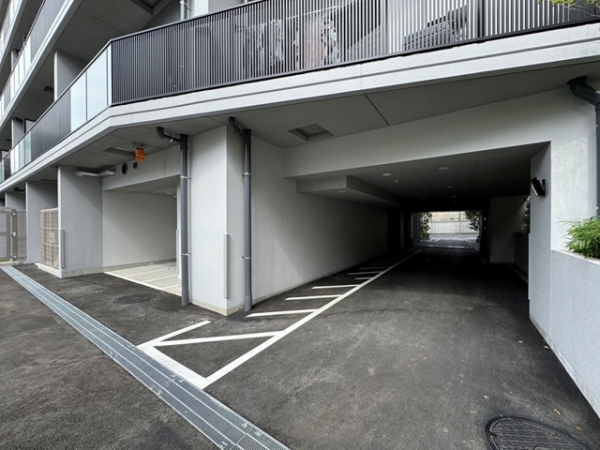 駐車場イメージ2