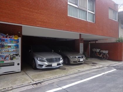 駐車場イメージ2
