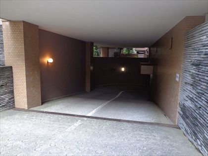駐車場イメージ2