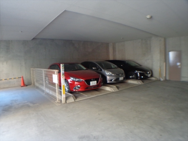 駐車場イメージ2