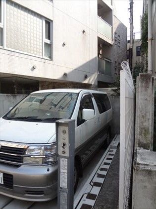駐車場イメージ2