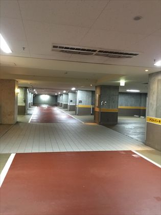 地下駐車場（平置き）
