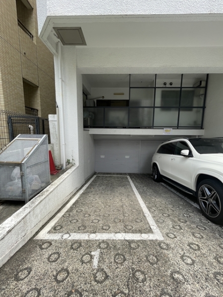駐車場イメージ2