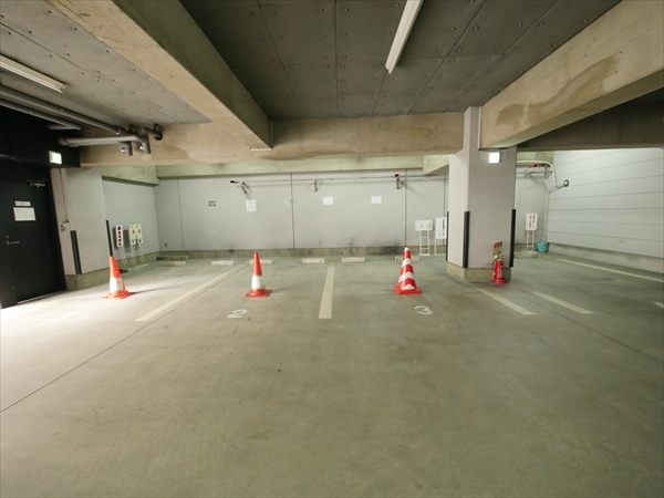 駐車場イメージ2
