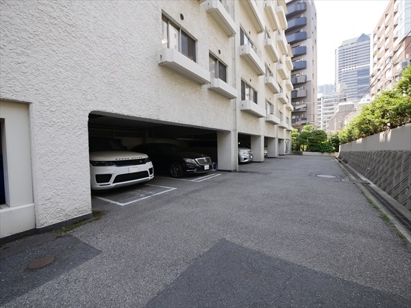 駐車場イメージ2