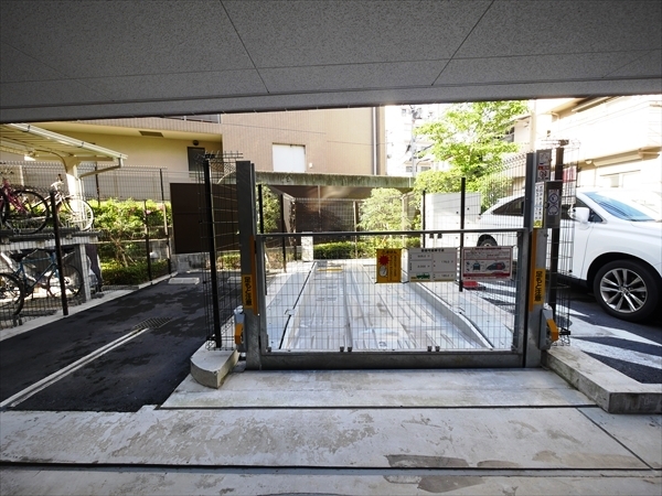 駐車場イメージ2