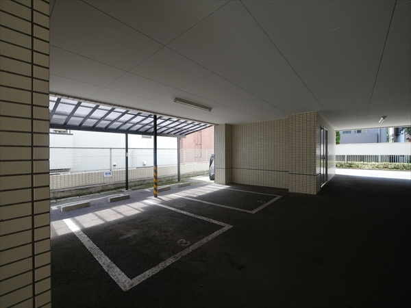 駐車場イメージ2