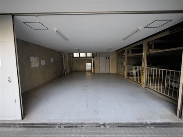 駐車場イメージ2