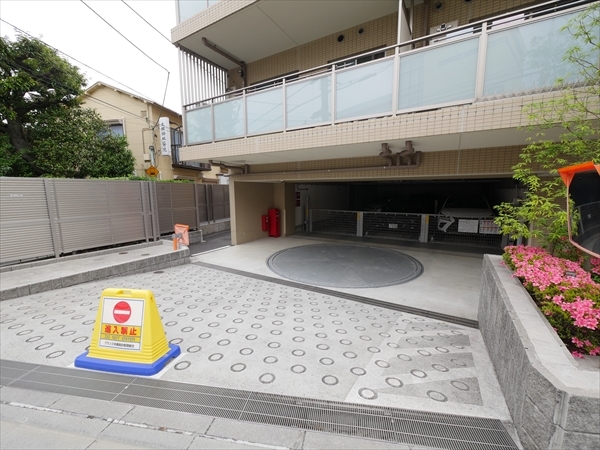 駐車場イメージ2