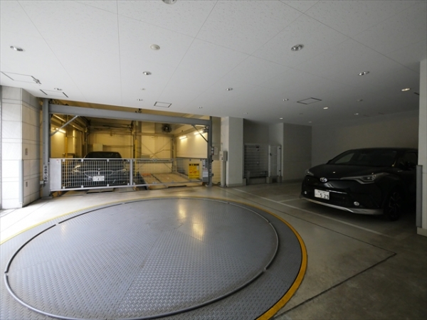 駐車場イメージ2