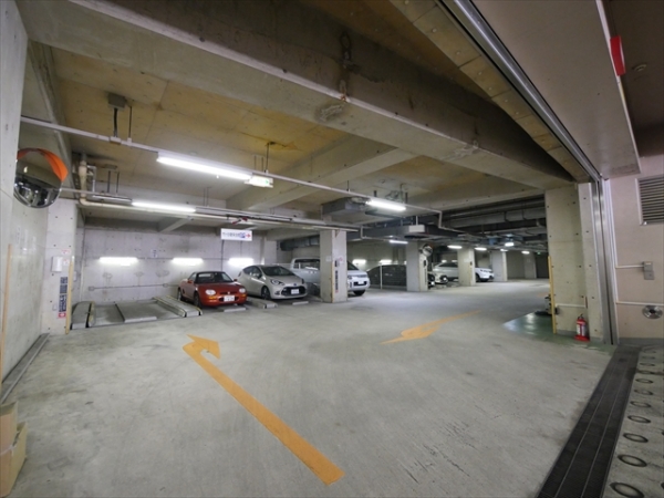 駐車場イメージ2