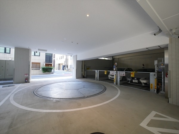 駐車場イメージ2