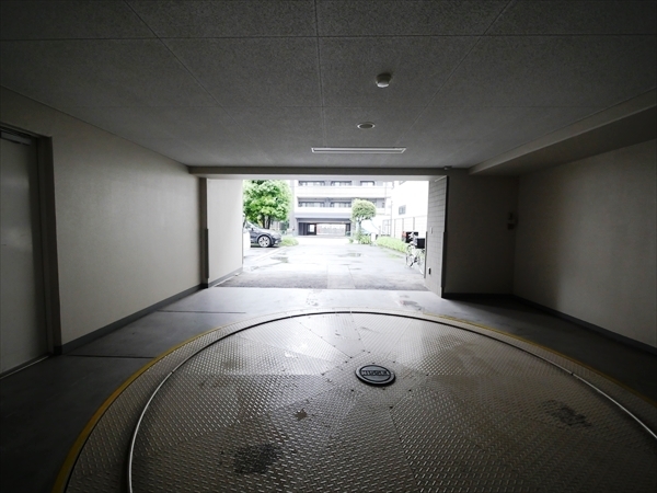 駐車場イメージ2