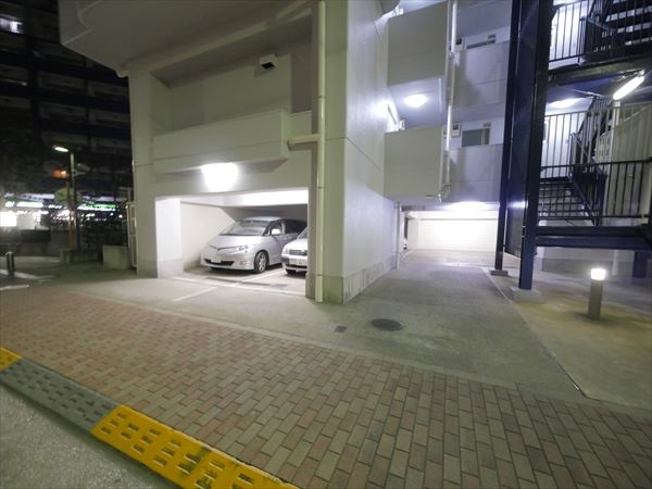 駐車場イメージ2