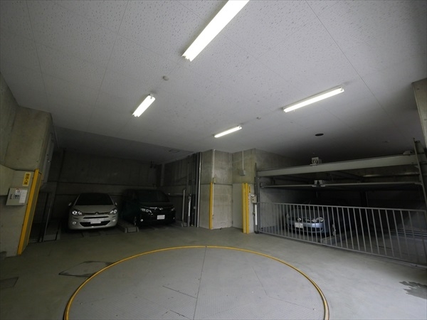 駐車場イメージ2