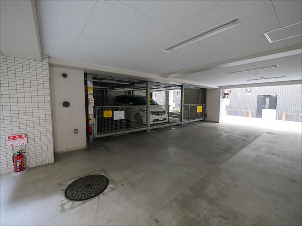 駐車場イメージ2
