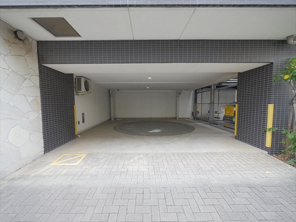駐車場イメージ2