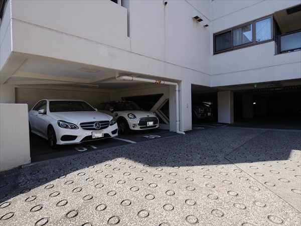 駐車場イメージ2