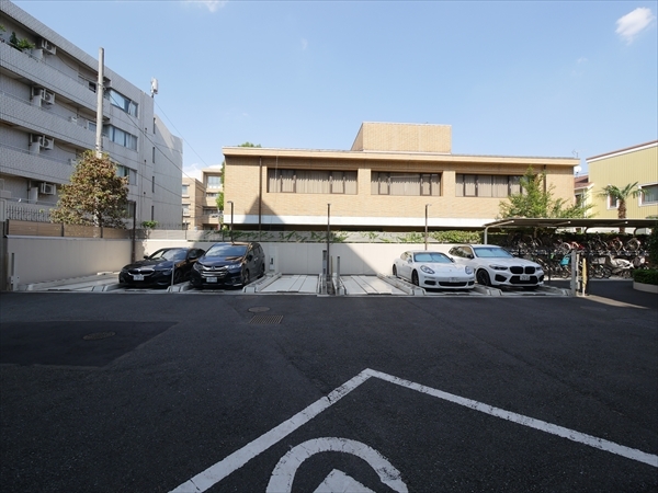 駐車場イメージ2