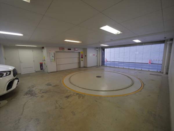 駐車場イメージ2