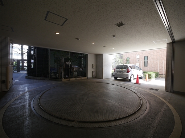 駐車場イメージ2